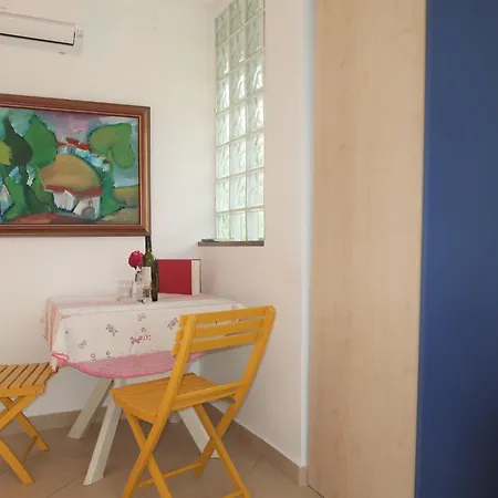 Adalgisa By Interhome