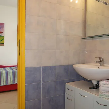 Adalgisa By Interhome *